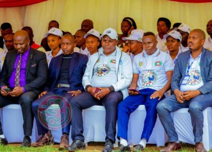 Butanyerera : le Président Evariste Ndayishimiye installe la nouvelle Administratrice de Muhanga